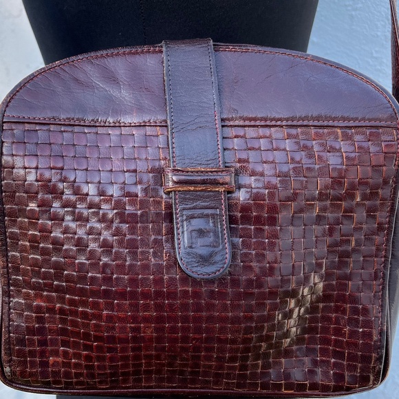 RARE Vintage FENDI ITALY intrecciato brown Leather Crossbody 60's shoulder bag - Picture 4 of 16